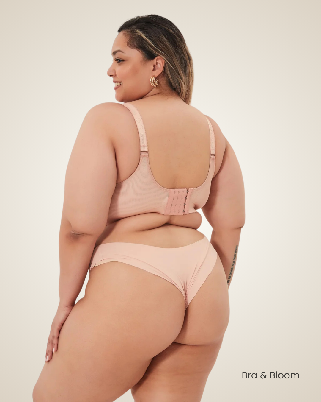 Selene® | The Elegant Support Bra